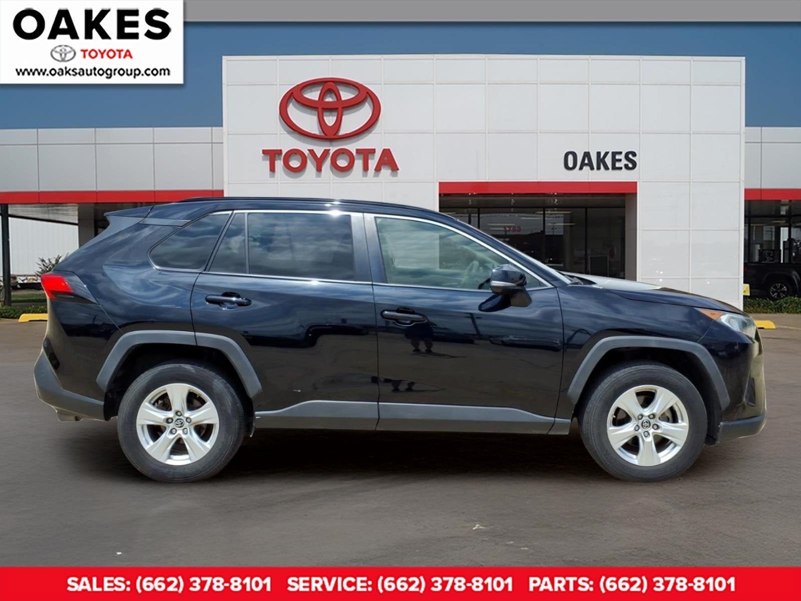 2019 Toyota RAV4 XLE in Midnight Black Metallic — front three-quarter view